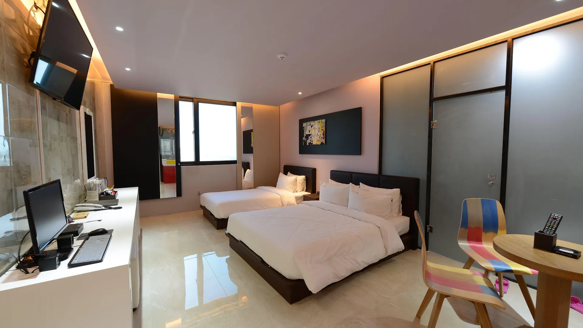 **  Incheon Pentastar Hotel 韓国