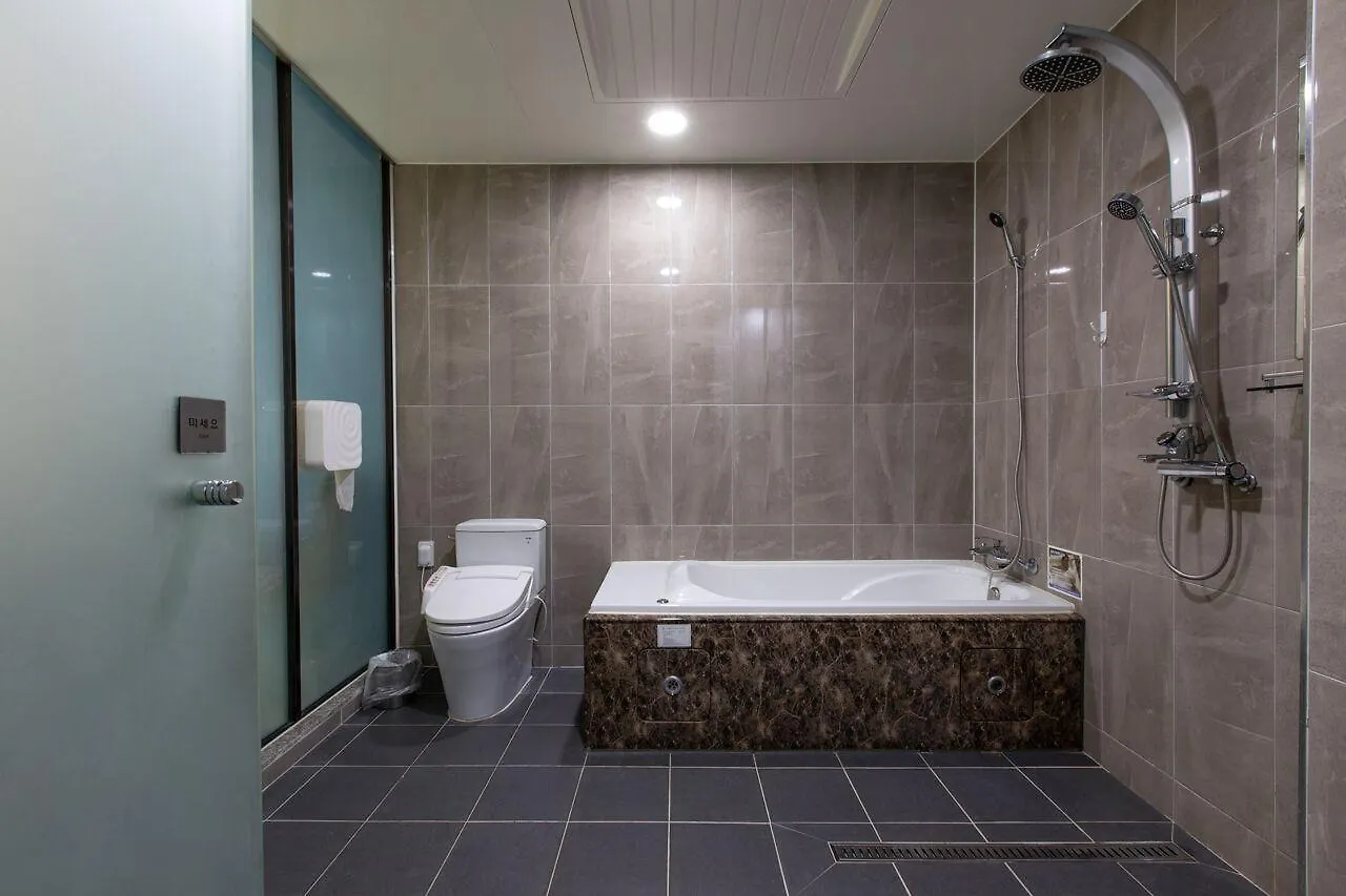 Incheon Pentastar Hotel